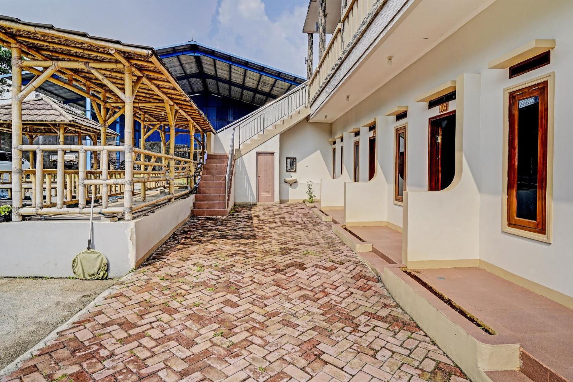 Oyo Life 91469 Pondok Pelita 렘뱅 외부 사진